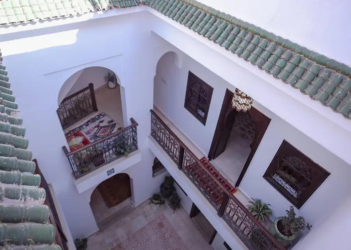 Paisible Riad Privatif Au Coeur De Marrakech